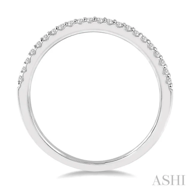 1/10 Ctw Round Cut Diamond Wedding Band in 14K white Gold