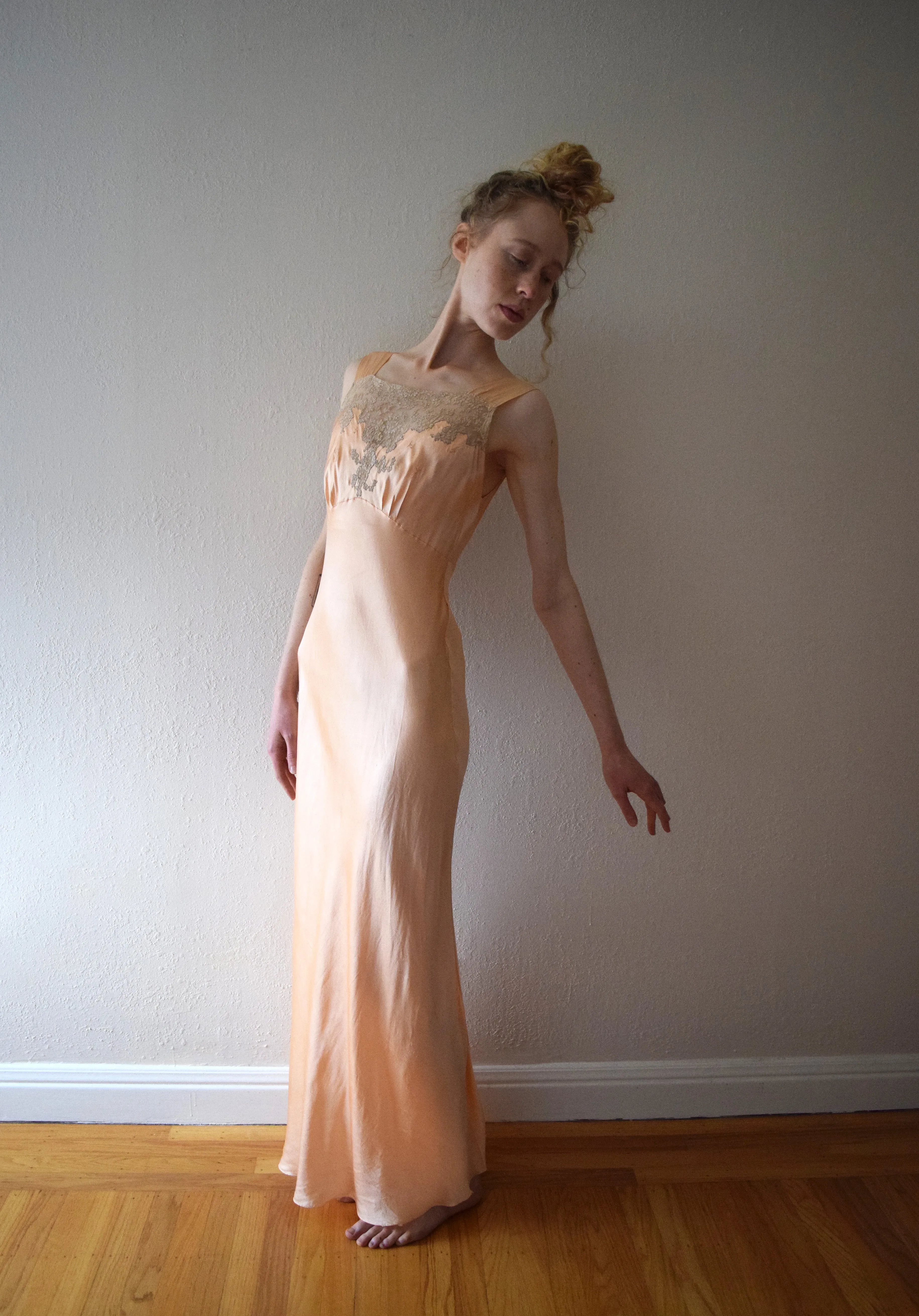 1930s silk slip dress . vintage bias cut gown . size xs to small