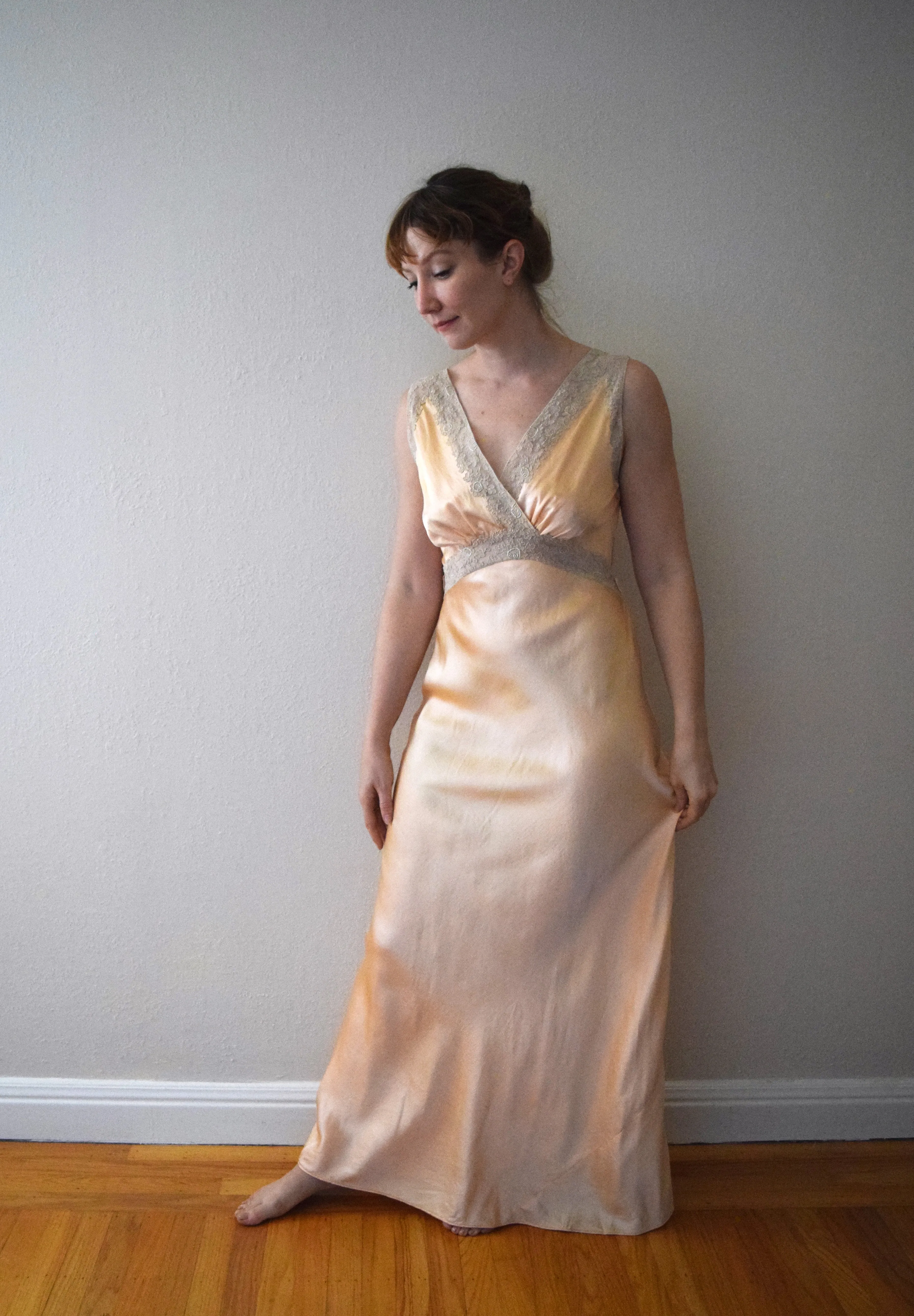 1940s bias cut gown . vintage silk nightgown . size small to s/m