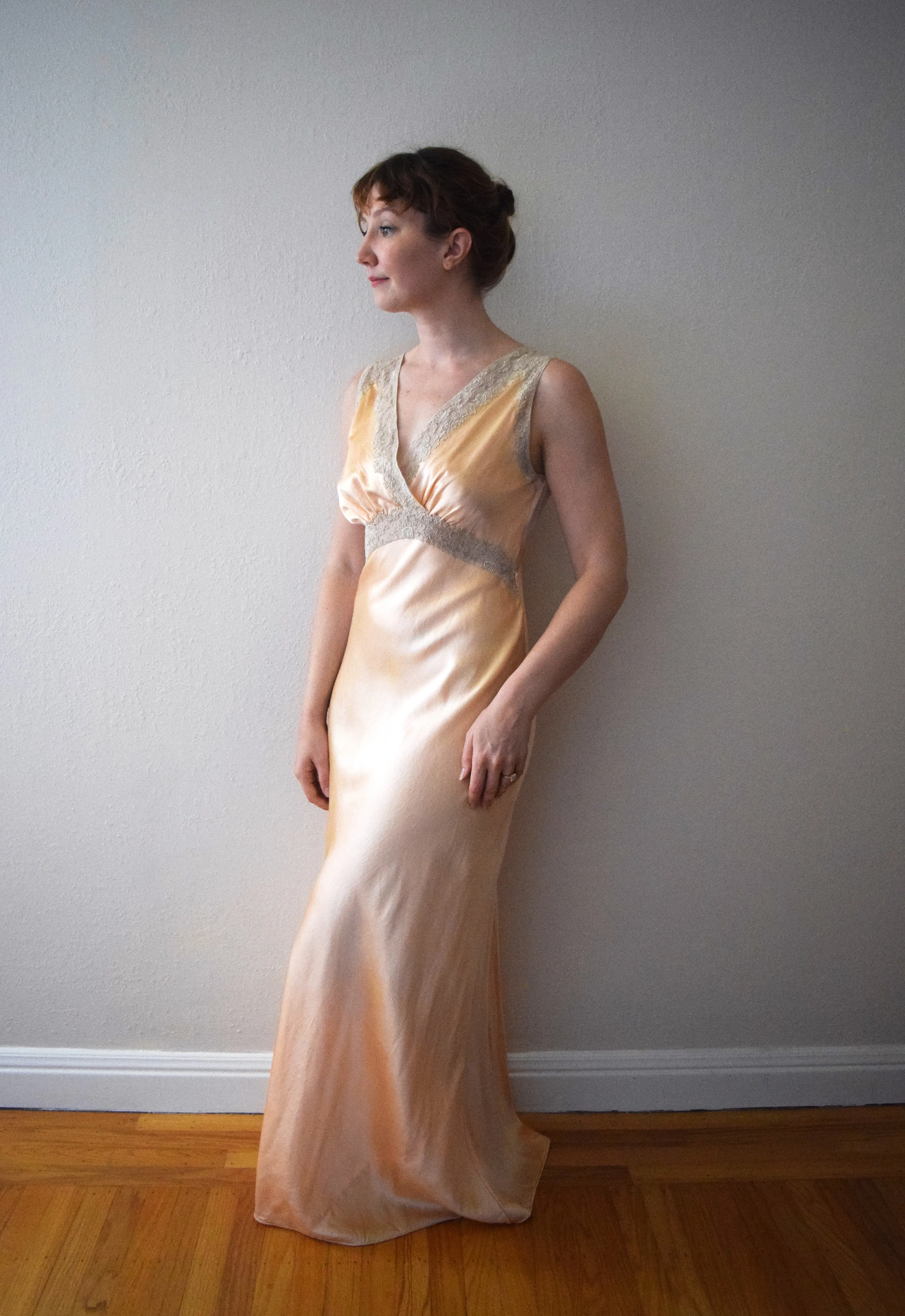 1940s bias cut gown . vintage silk nightgown . size small to s/m