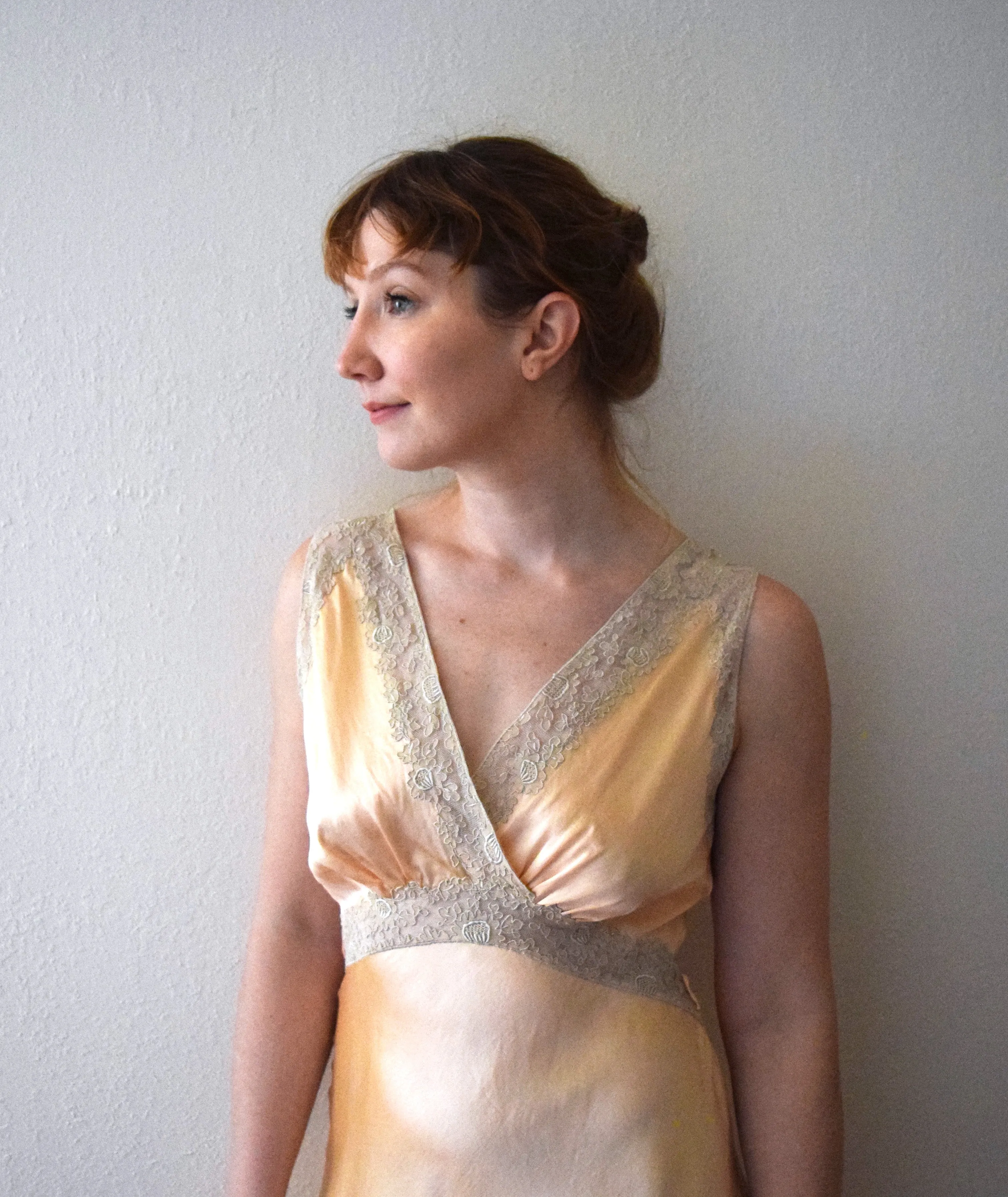 1940s bias cut gown . vintage silk nightgown . size small to s/m