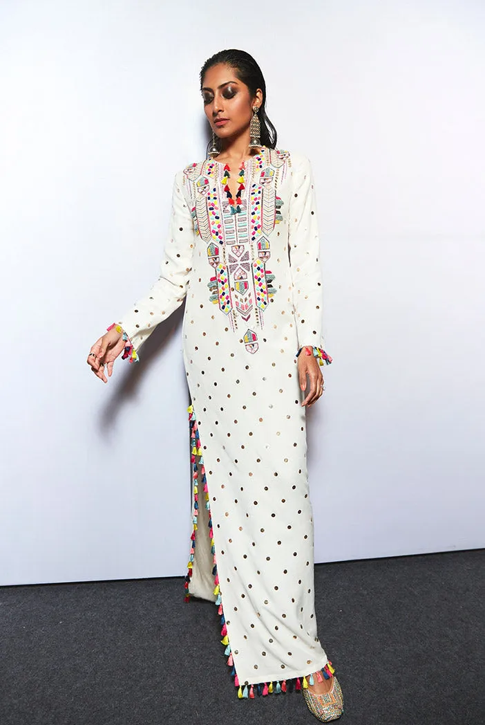 Adara Kaftaan