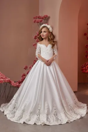 Andromeda Sophisticated Communion Dress with sweetheart neckline