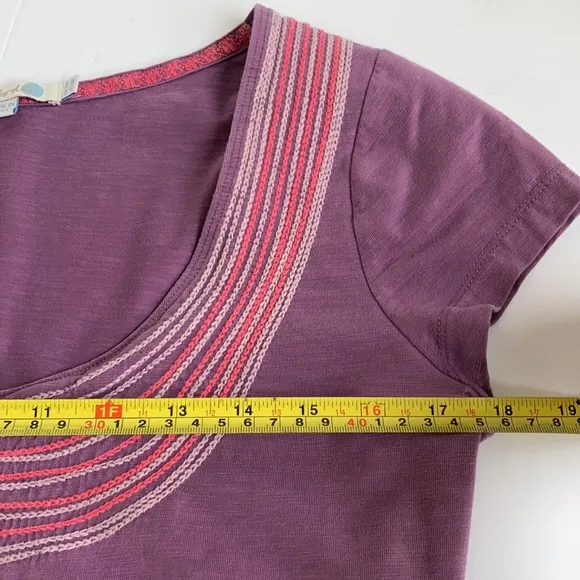Boden lavender embroidered scoop neck empire waist cap sleeve short sleeve dress