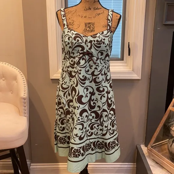 Brown and teal summer dress.