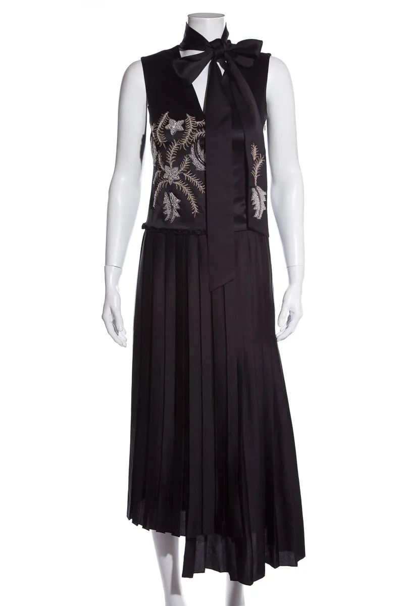 Burberry Black Satin Embellished Pleated Dress SZ 2