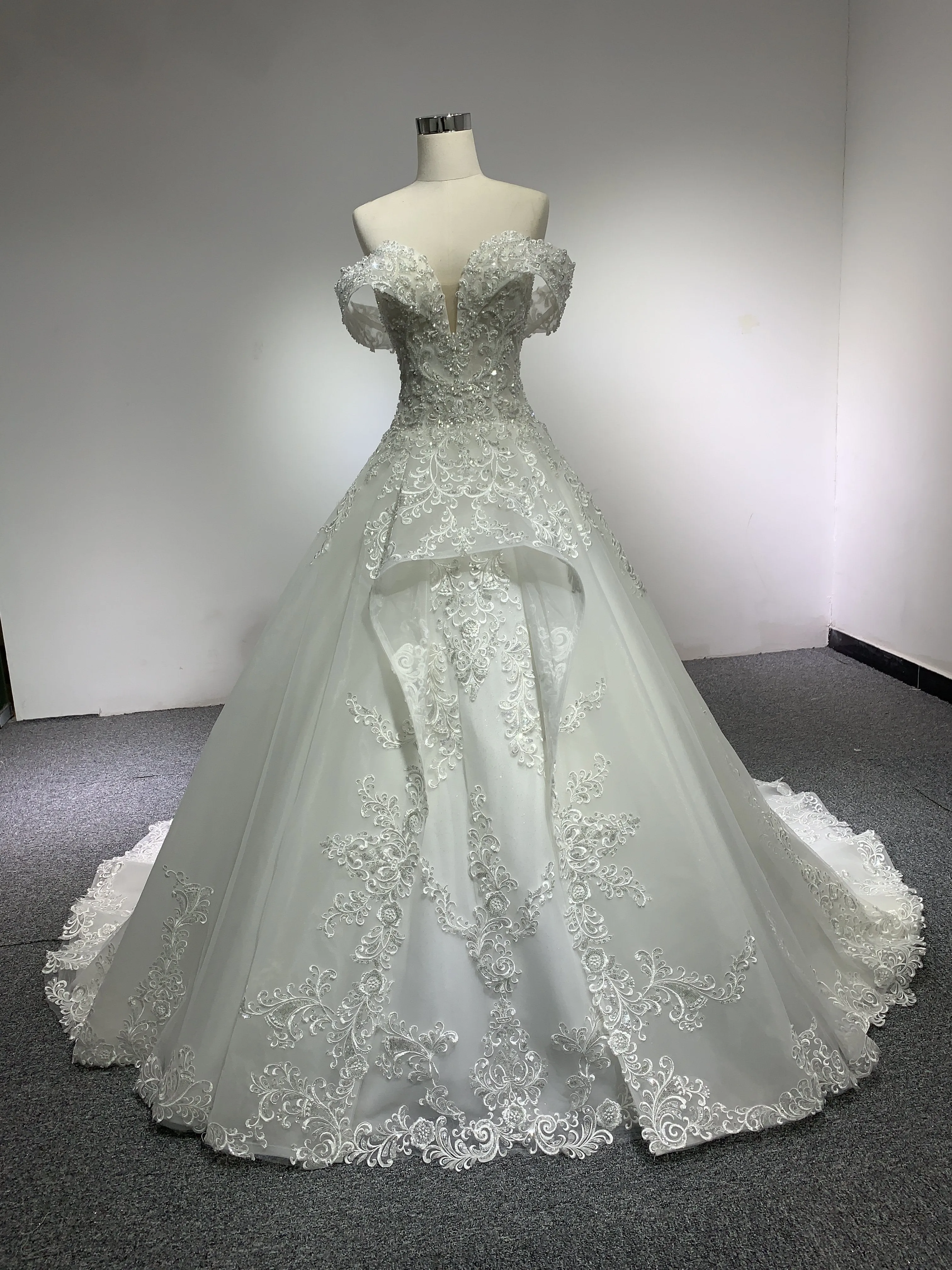 BYG fashion design off the shoulder wedding dress lace up