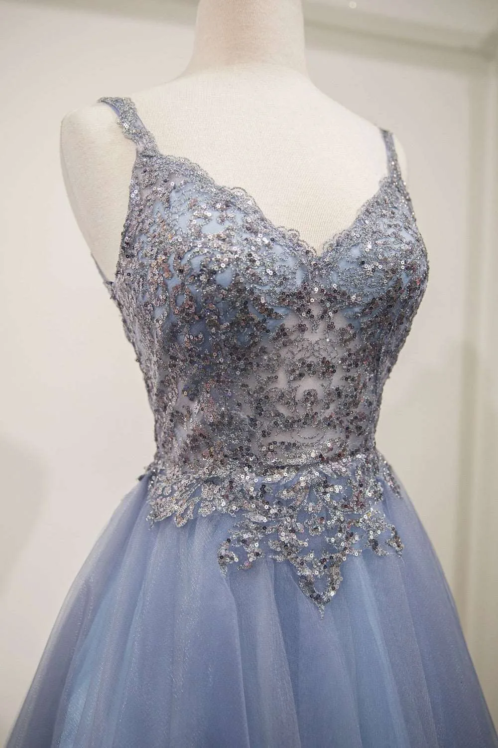 CD 9239 - Short A-Line Homecoming Dress with Glitter Embellished V-Neck Bodice & Layered Tulle Skirt