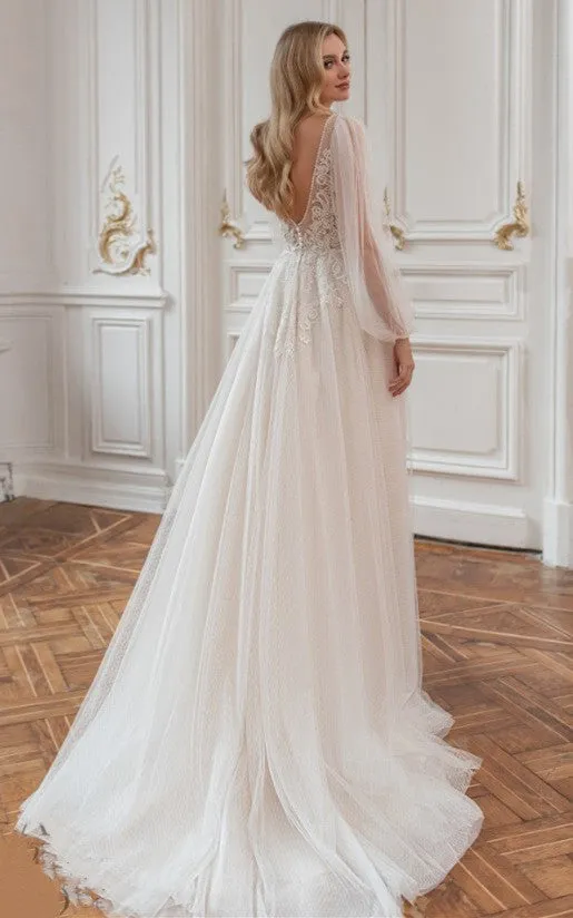 Charming A-Line Plunging Neck Tulle Wedding Dress with Appliques and Train-716430