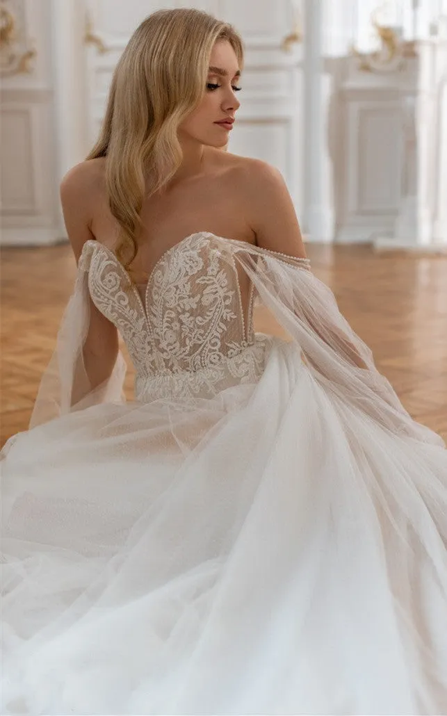 Charming A-Line Plunging Neck Tulle Wedding Dress with Appliques and Train-716430