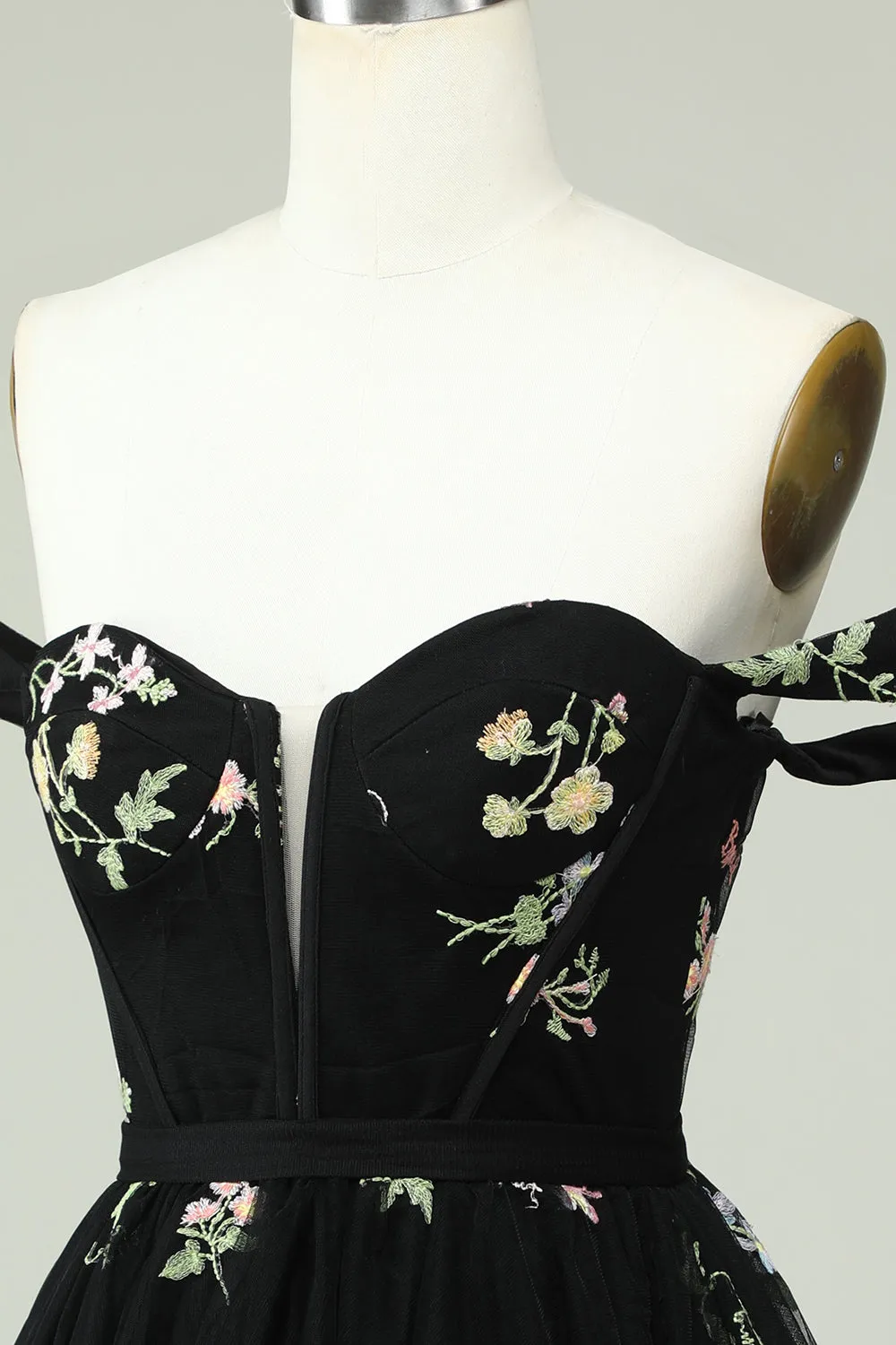 Cute A Line Sweetheart Black Short Homecoming Dress with Embroidery