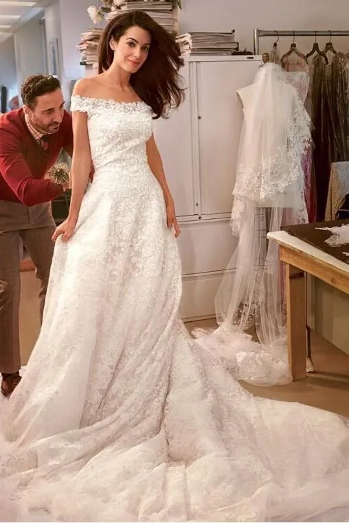 Dreamed Lace Wedding Dresses with Off-the-shoulder