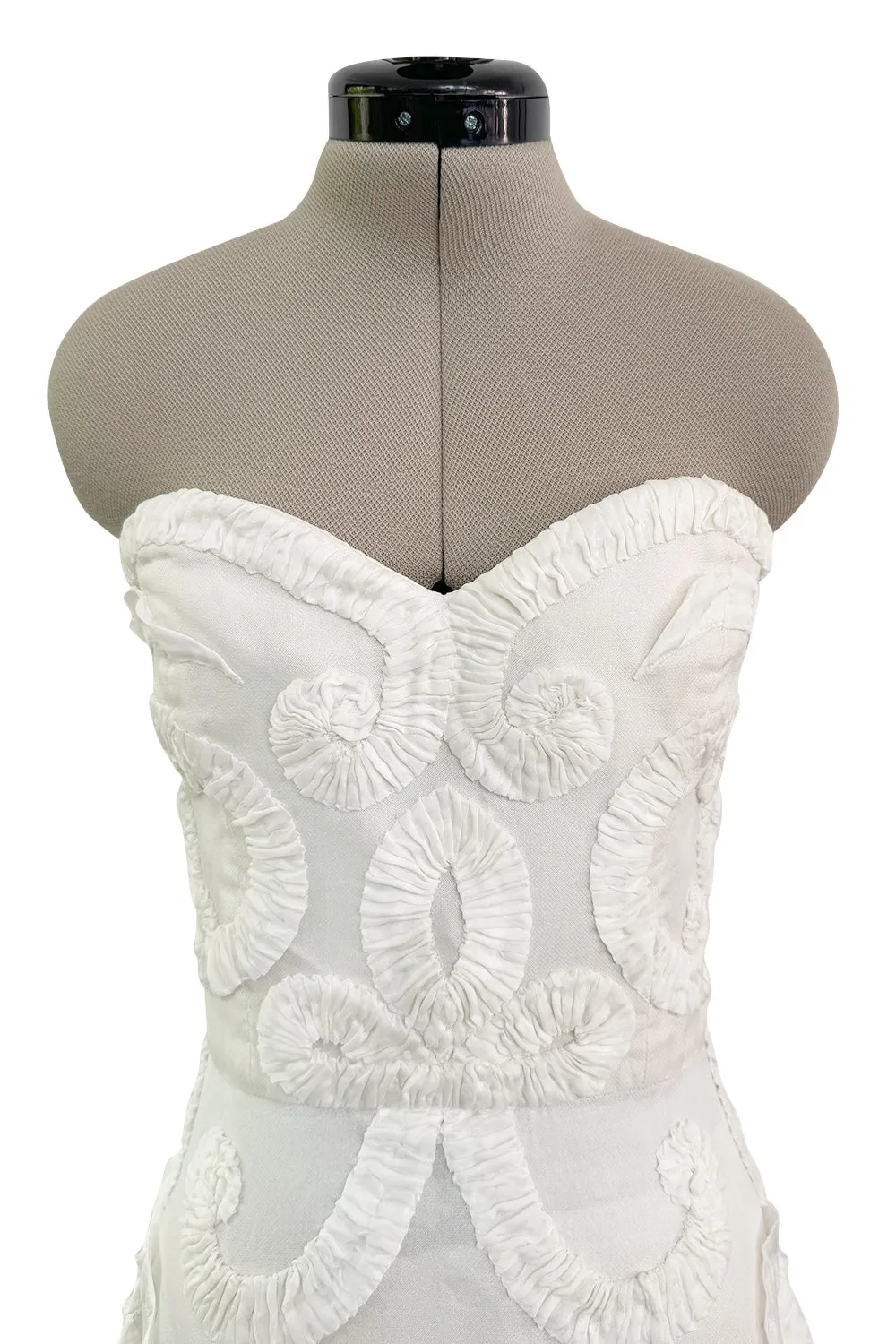 Dreamy Fall 2007 Oscar de la Renta Silk Organza Strapless Wedding Dress w Silk Ribbon Embellishment Detailing
