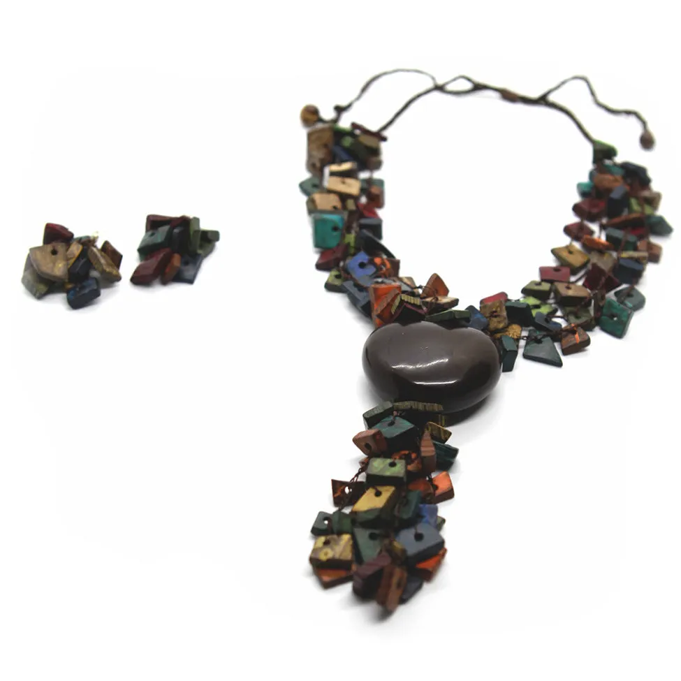 Earthy: Multicolor Coconut Husk Necklace Set