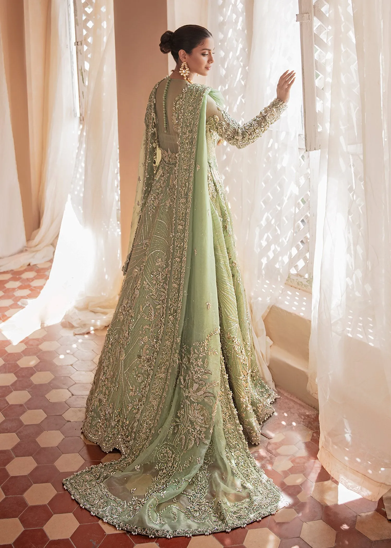 Embroidered Designer Pakistani Bridal Dress in Heavily Embroidered Traditional Bridal Gown in Lime Green Lehenga with Zardozi Embellished Gown #BN918