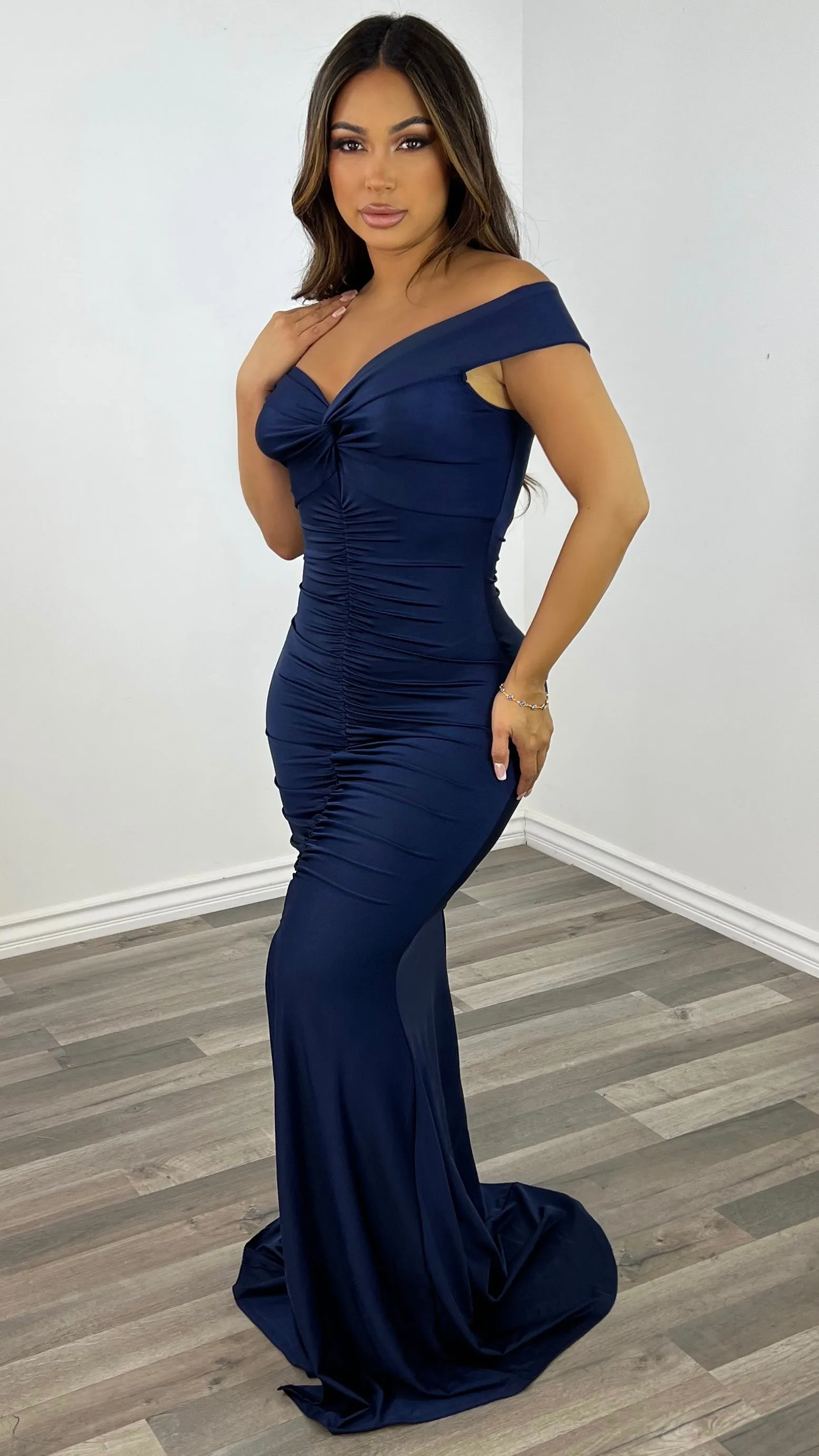 Glamour Gown-(Navy Blue)