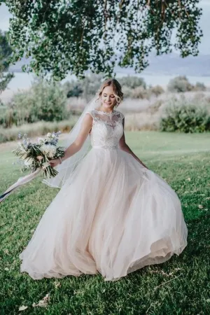 Illusion Neckline Lace Bride Dress with Tulle Skirt