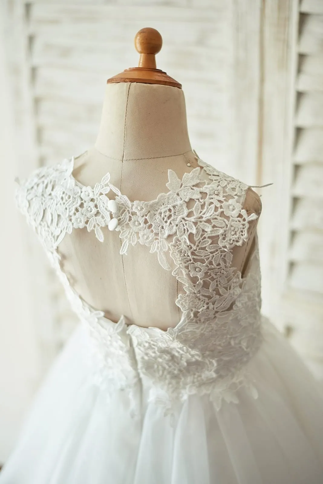 Ivory Lace Champagne/Blush Tulle Keyhole Back Wedding Flower Girl Dress