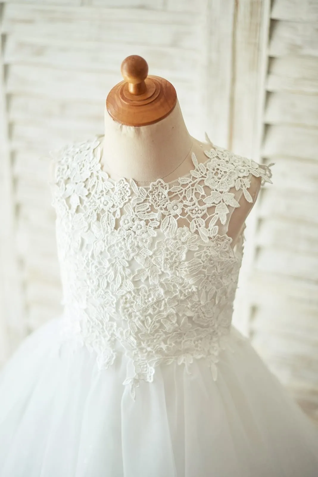 Ivory Lace Champagne/Blush Tulle Keyhole Back Wedding Flower Girl Dress