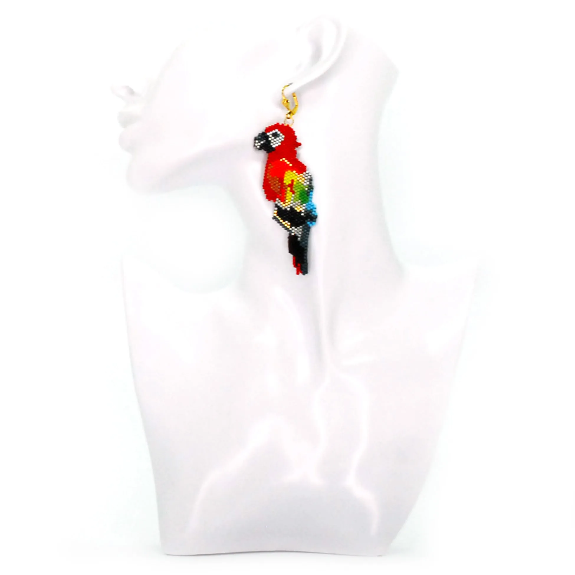Libia: Scarlet Macaw