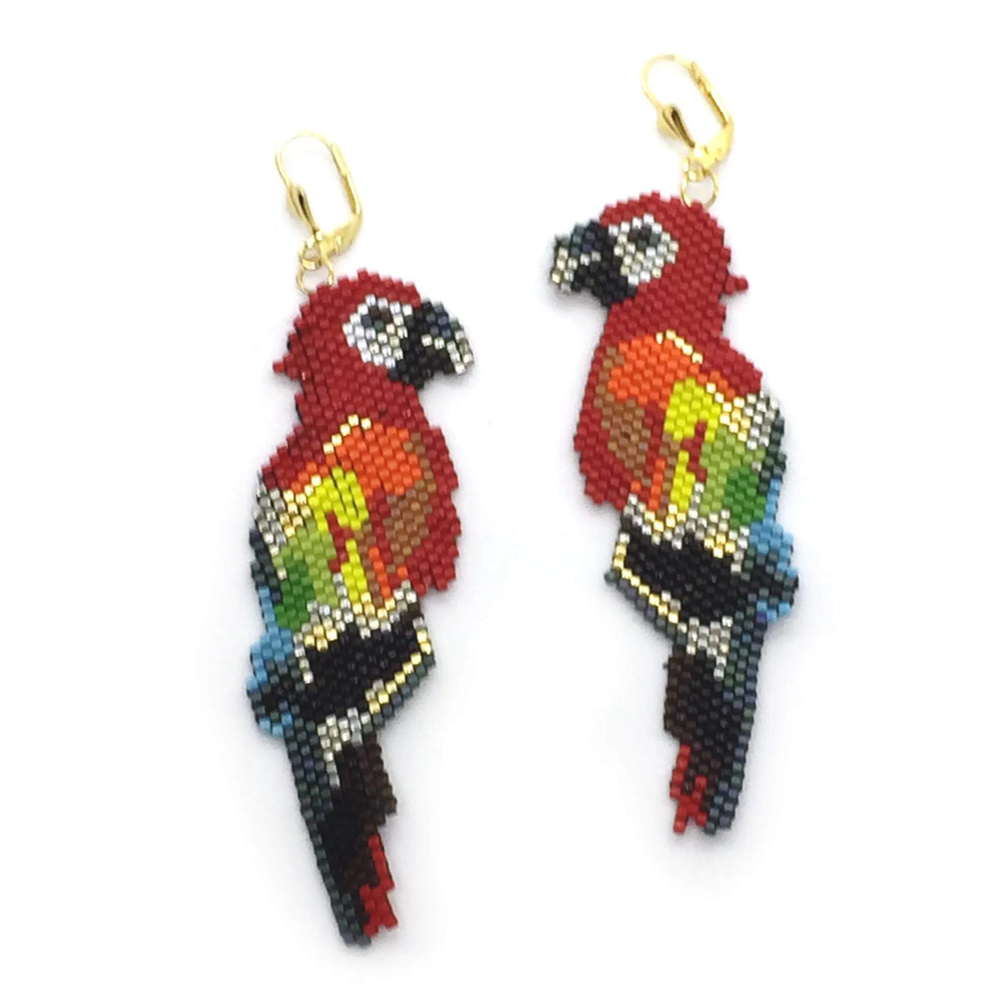 Libia: Scarlet Macaw