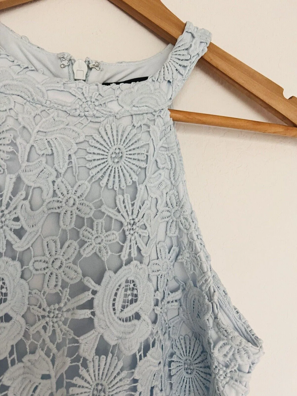 LULUS Love Poem Light Blue Dress Sz XS Lace Mini Cocktail Sheath Crochet Overlay