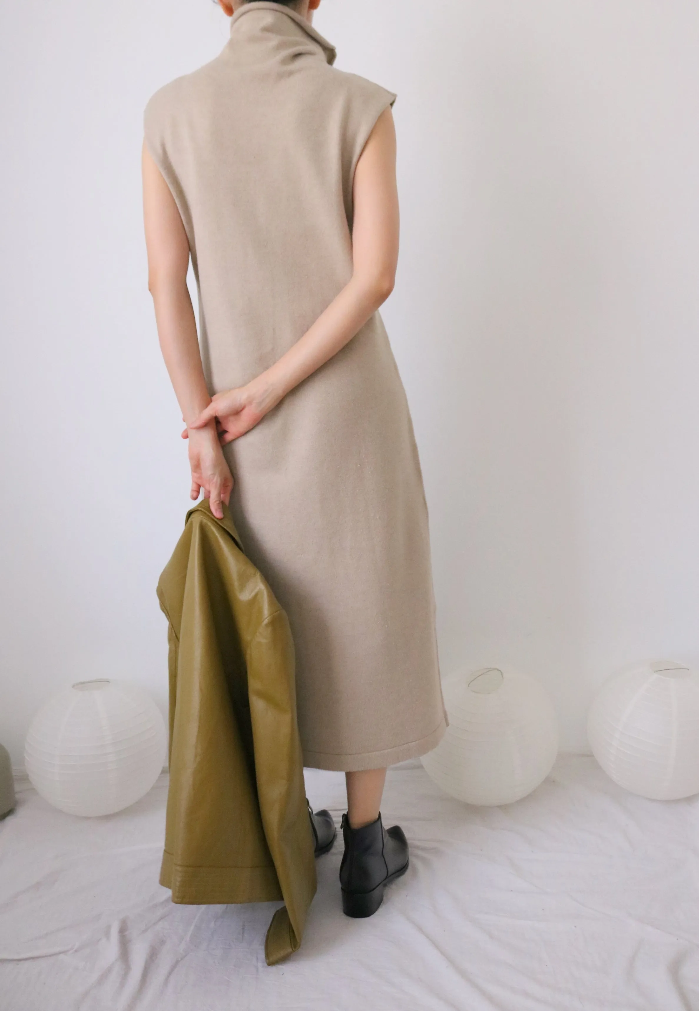 Neutral dress (more colours available)