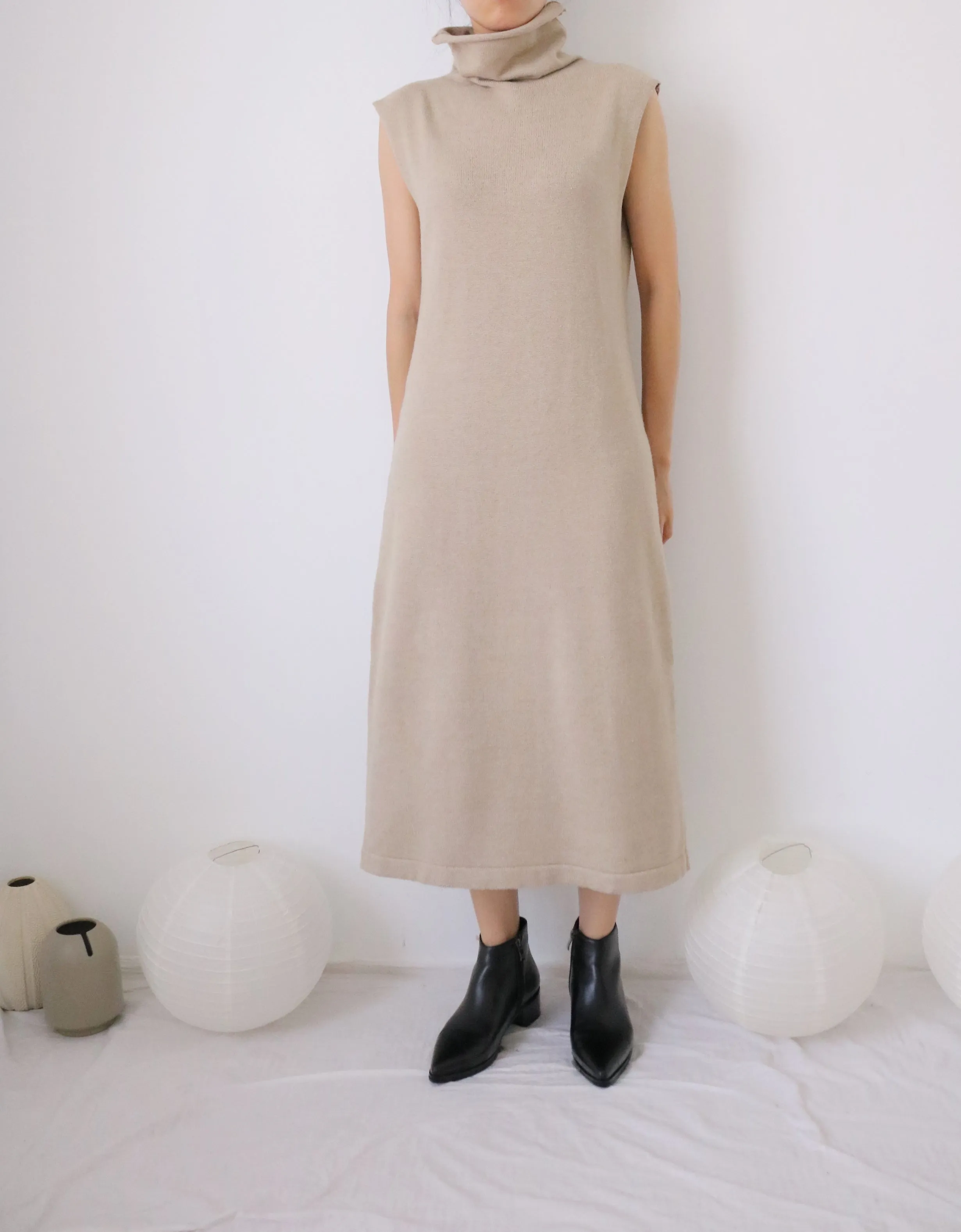 Neutral dress (more colours available)
