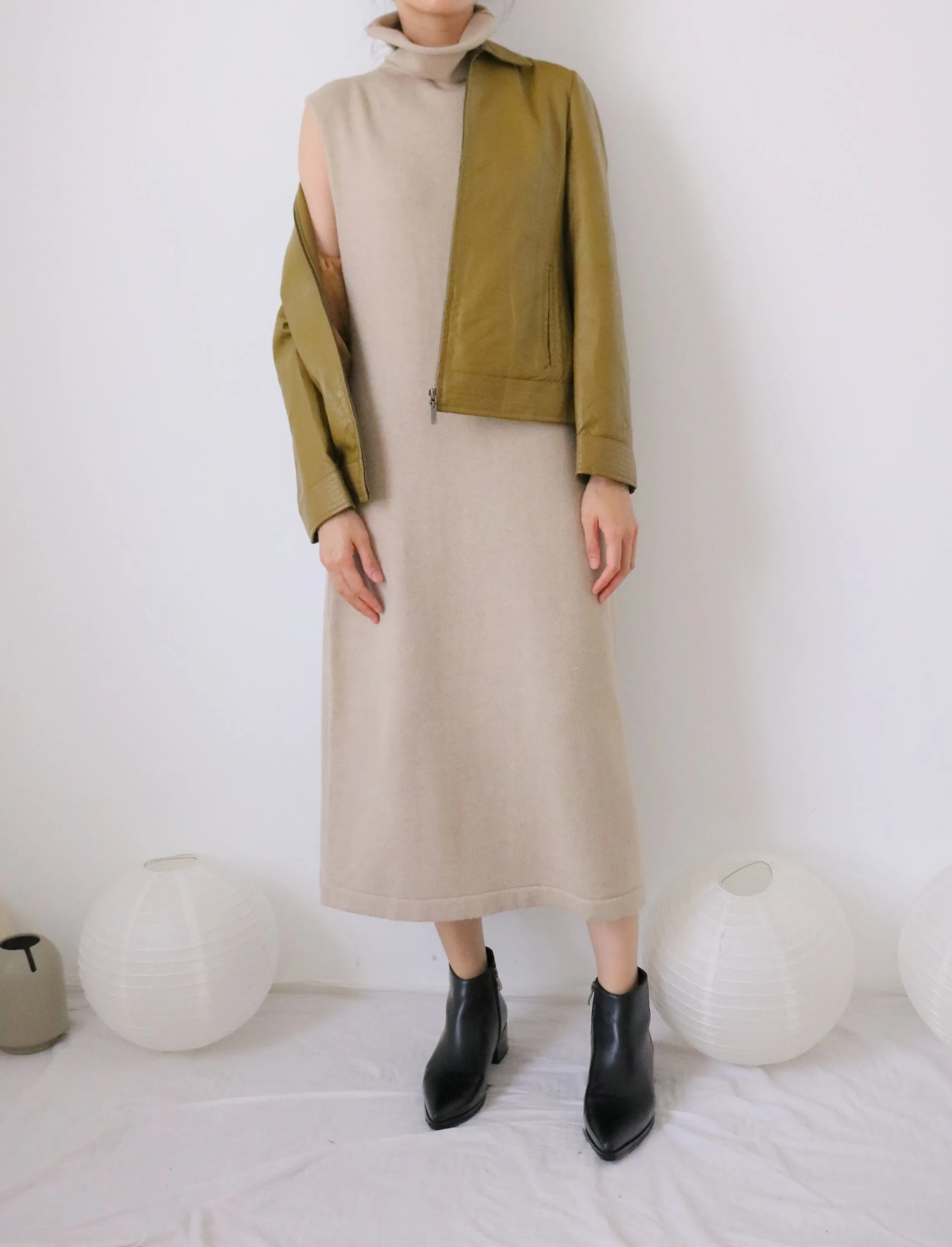 Neutral dress (more colours available)