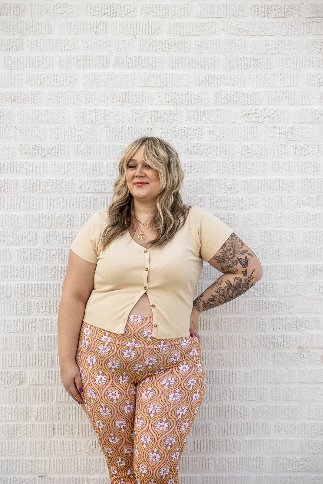 nia top in tan