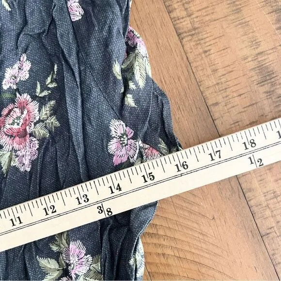 NWT Laia Womens Floral Print Short Sleeve Wrap Dress Size S
