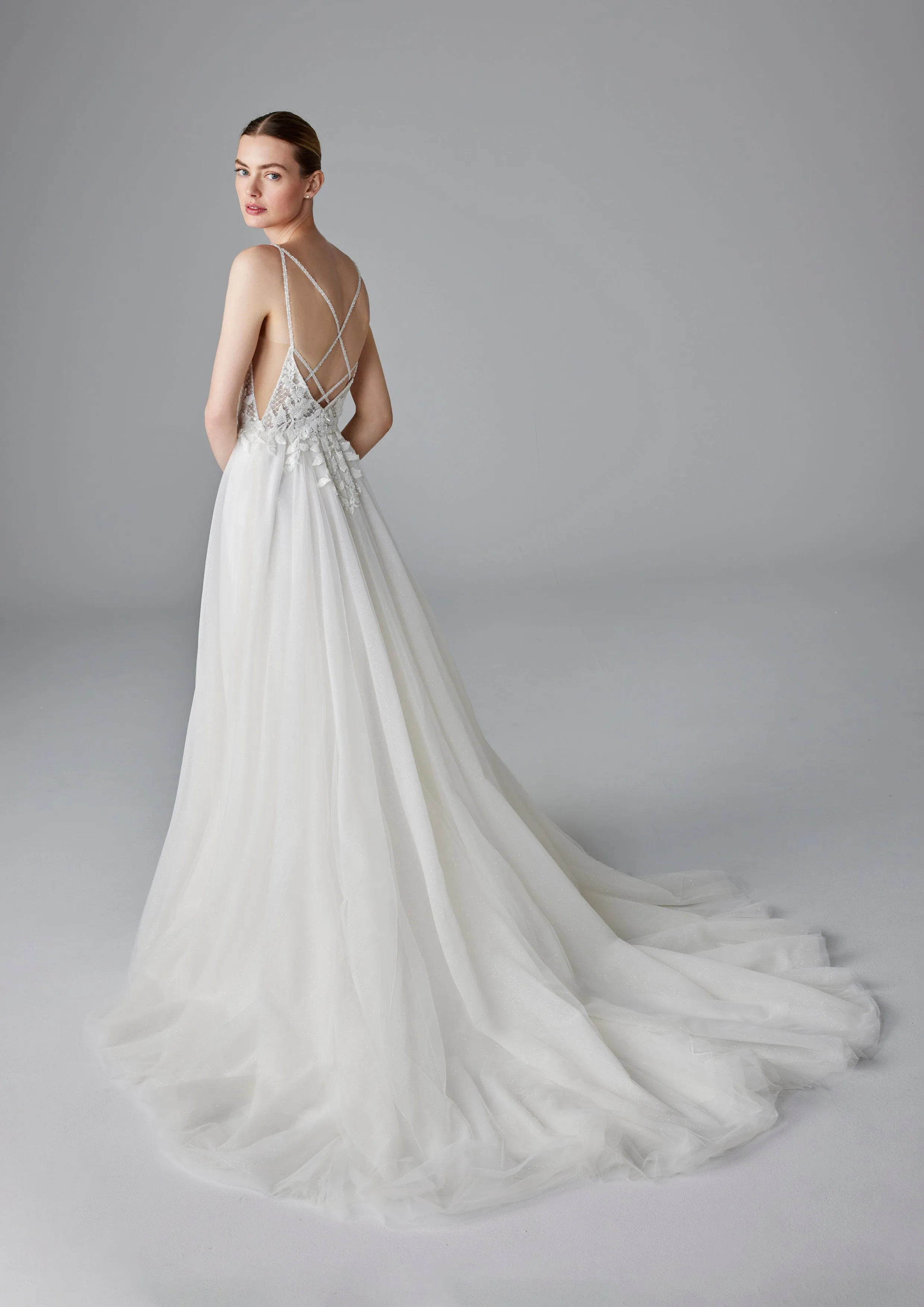 Pronovias: Ailidh