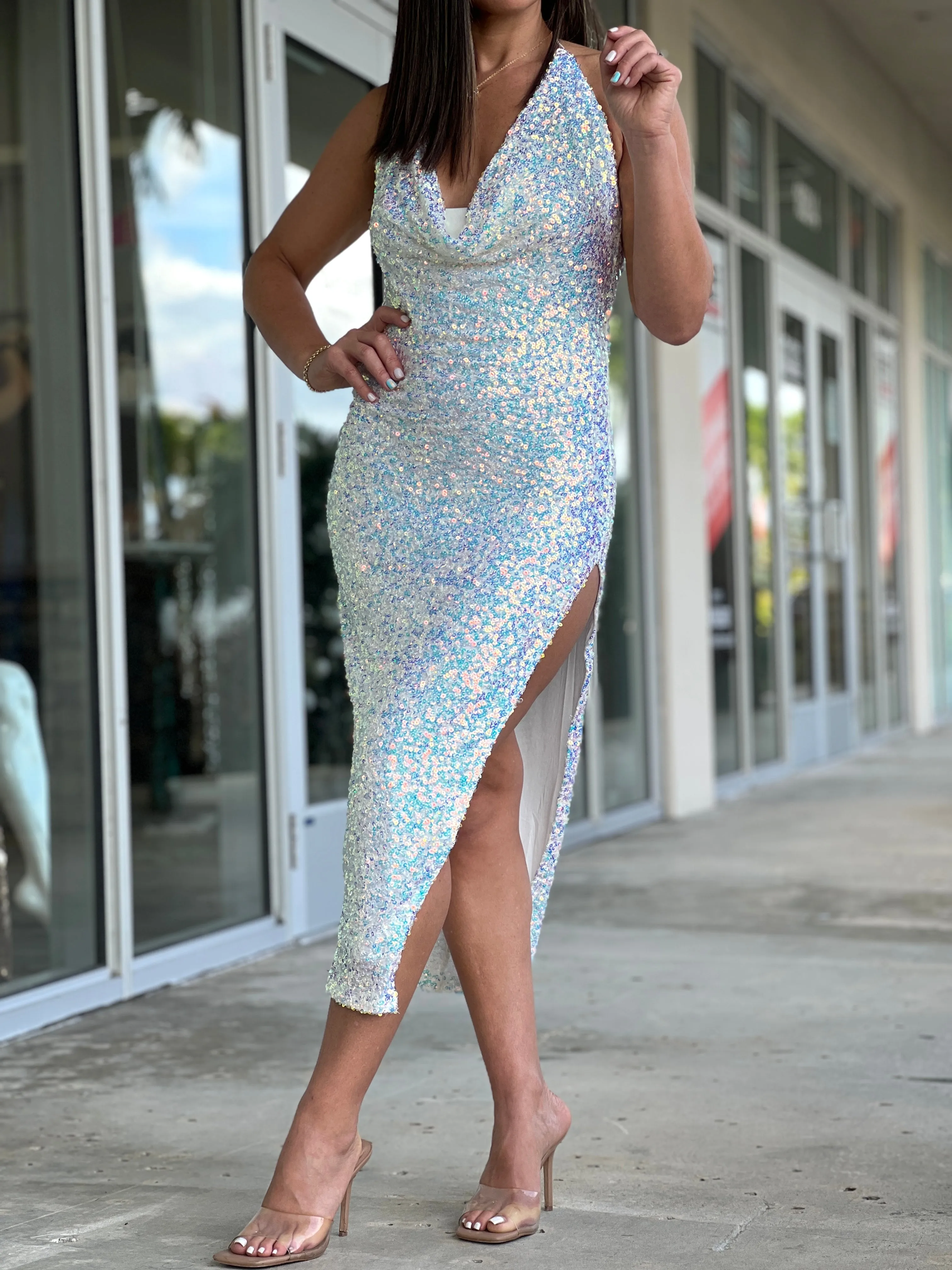 "Anais" Sleeveless Sequins Midi Dress