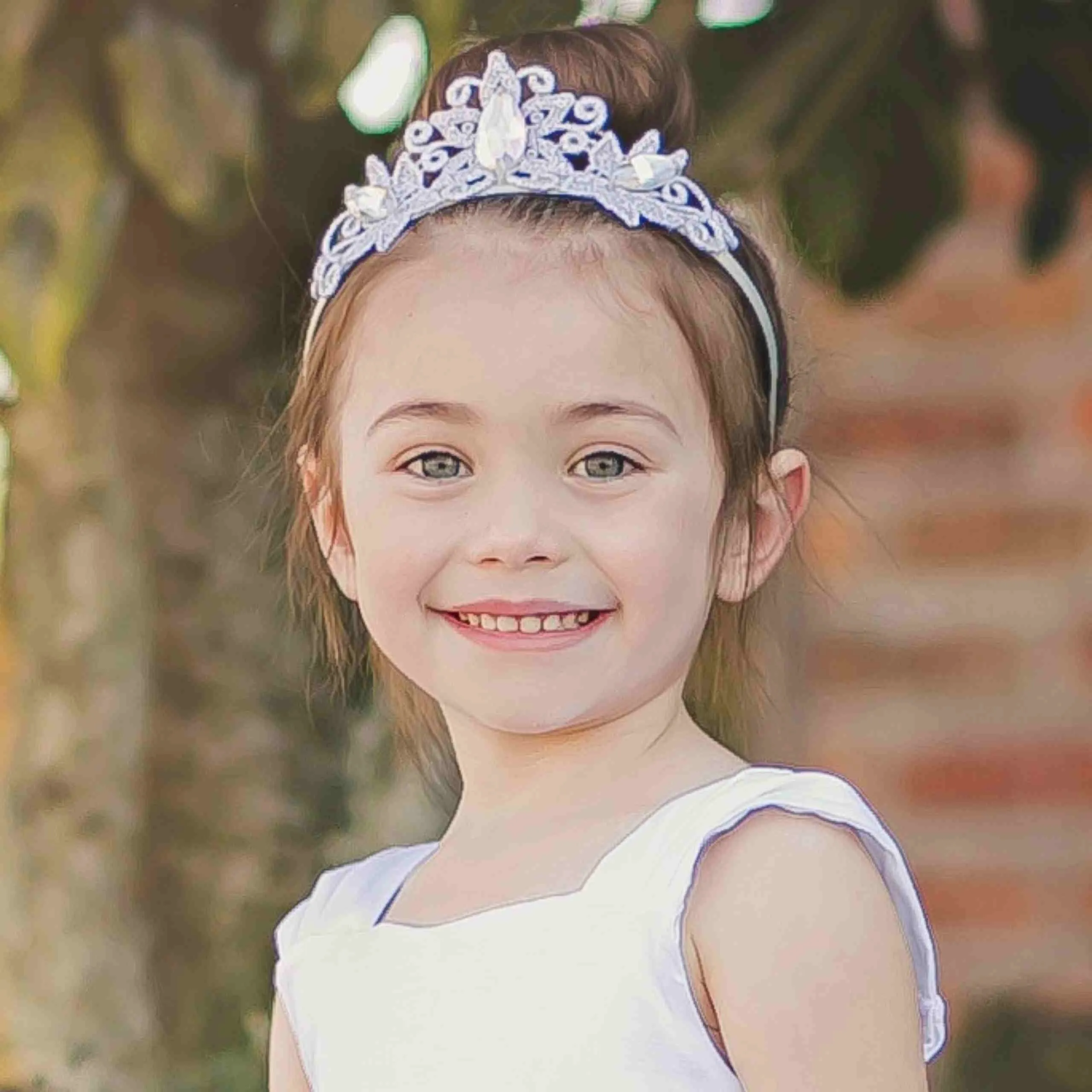 Raven Princess Crown & Wand Set, Silver & Ivory