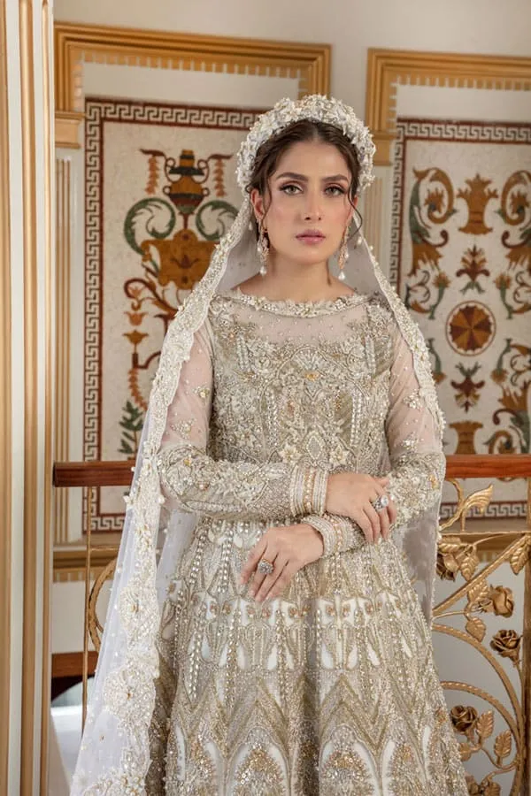 Royal Pakistani Wedding Gown in Premium Net #BS810