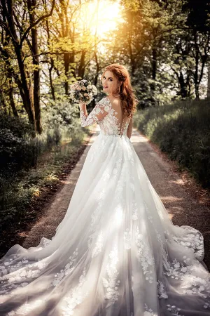 Roycebridal Gorgeous Tulle Lace Illusion Neck Long Sleeves Wedding Dresses, MW529