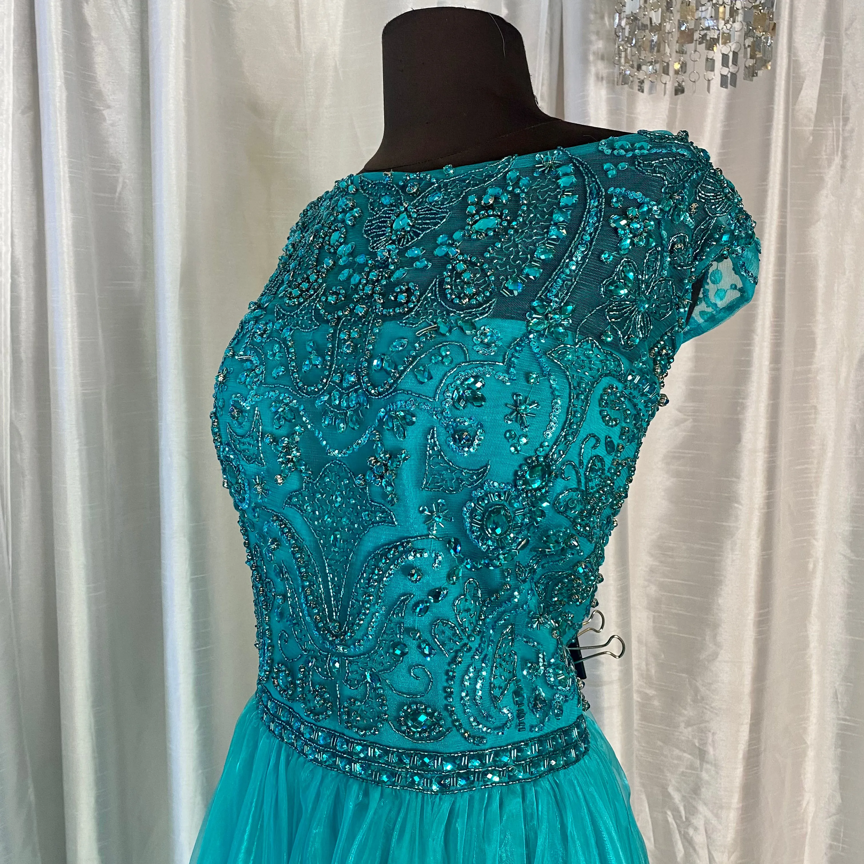 SHERRI HILL Full Gown Green Size 24