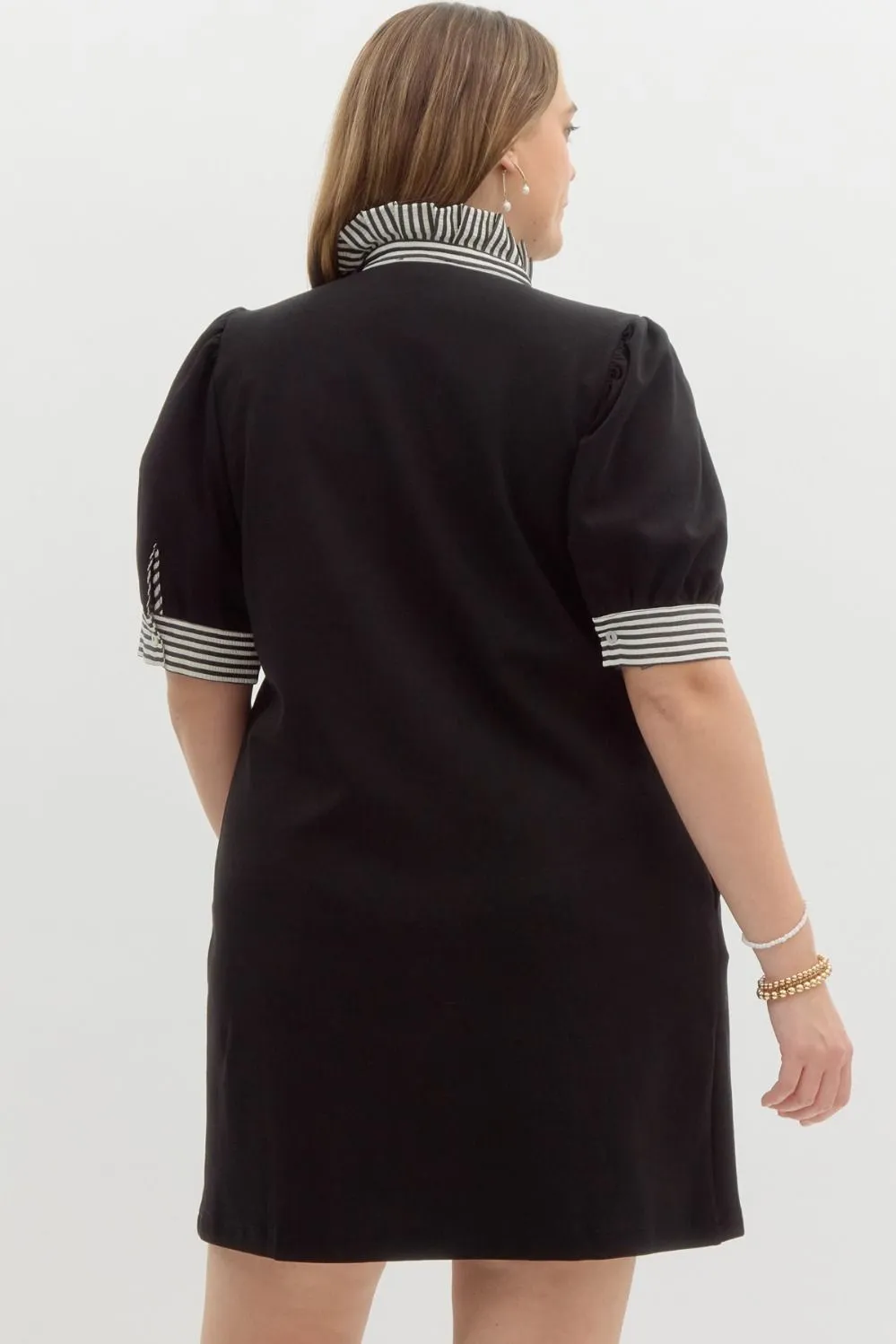SOLID SHORT SLEEVE PULLOVER DRESS