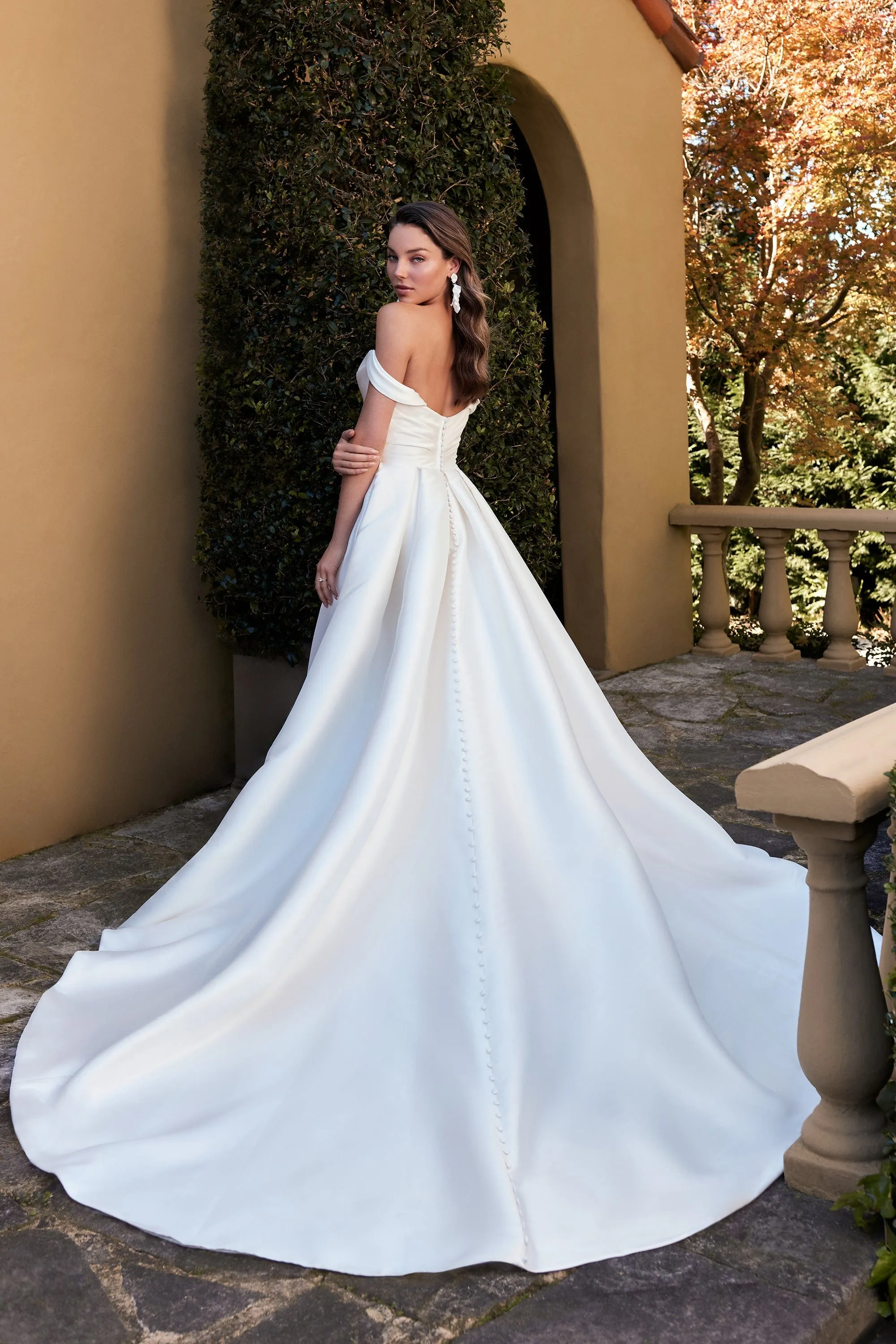 Sophia Tolli: Y3108 - Ansel