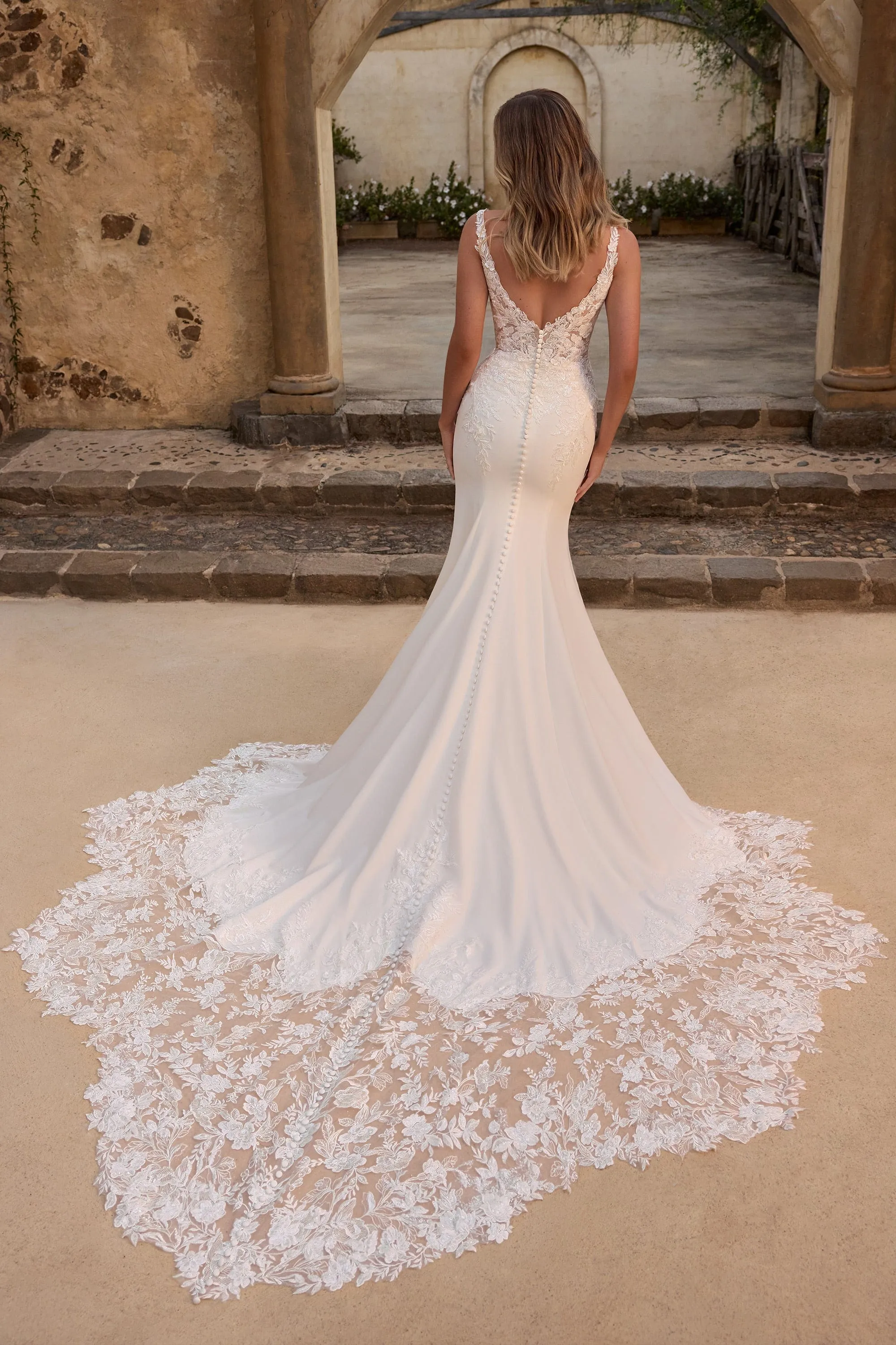 Sophia Tolli: Y3150 - Daisy