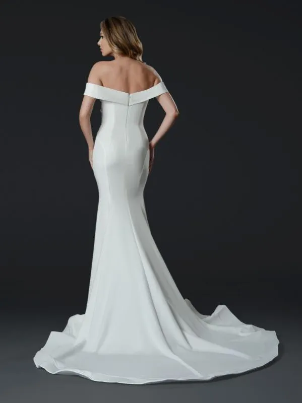 Stella Couture Size 18 24855 Off White Gown