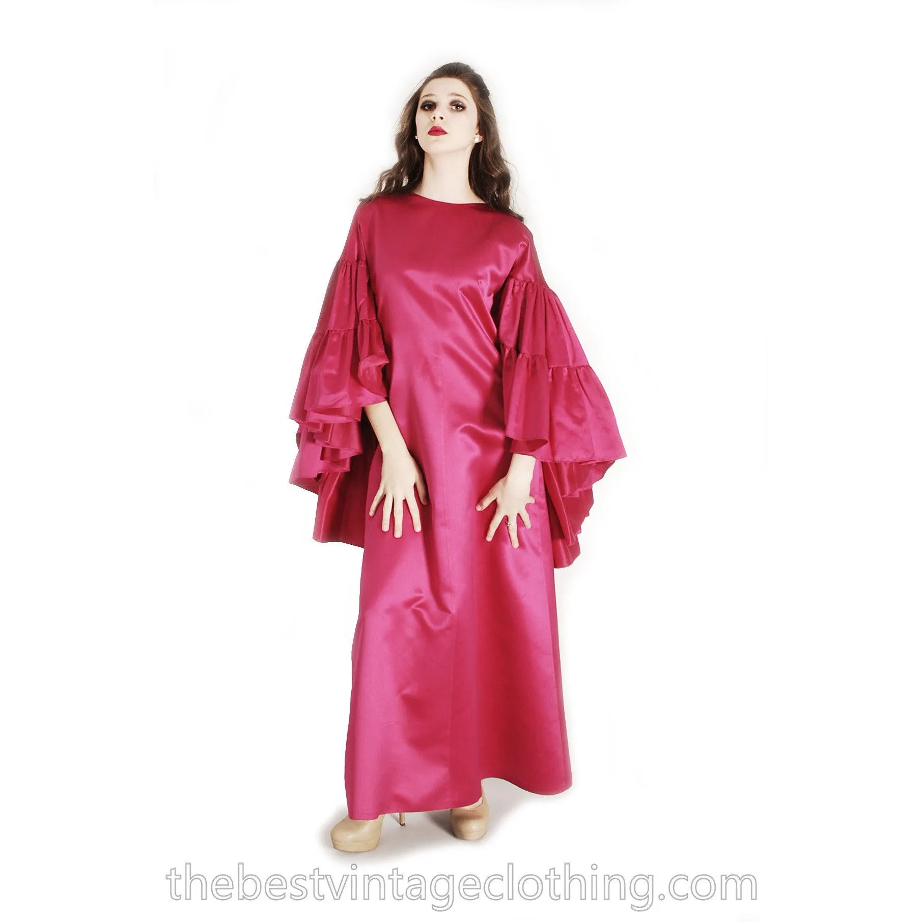 Stunning Vintage Vuokko Finish Designer Oscars Gown Tyrskyranta Fuchsia Pink Silk Creation  Cape Sleeves Red Carpet  S