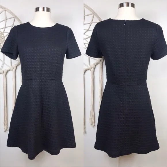 Theory Amberdale Karline Houndstooth Knit Short Sleeve Black Dress Size 10