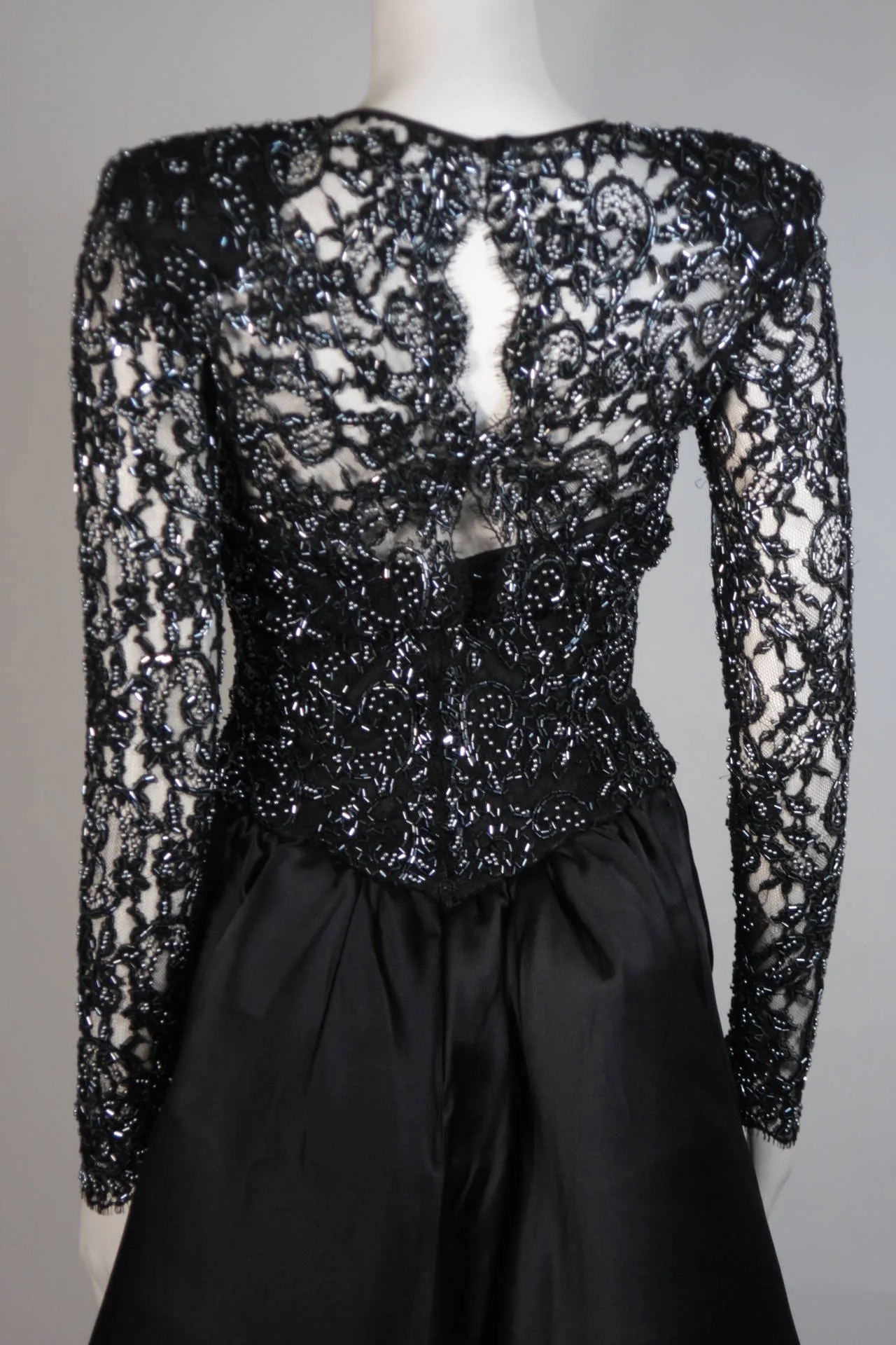 VICKY TIEL Black Embellished Lace Gown With Silk Skirt Size Small