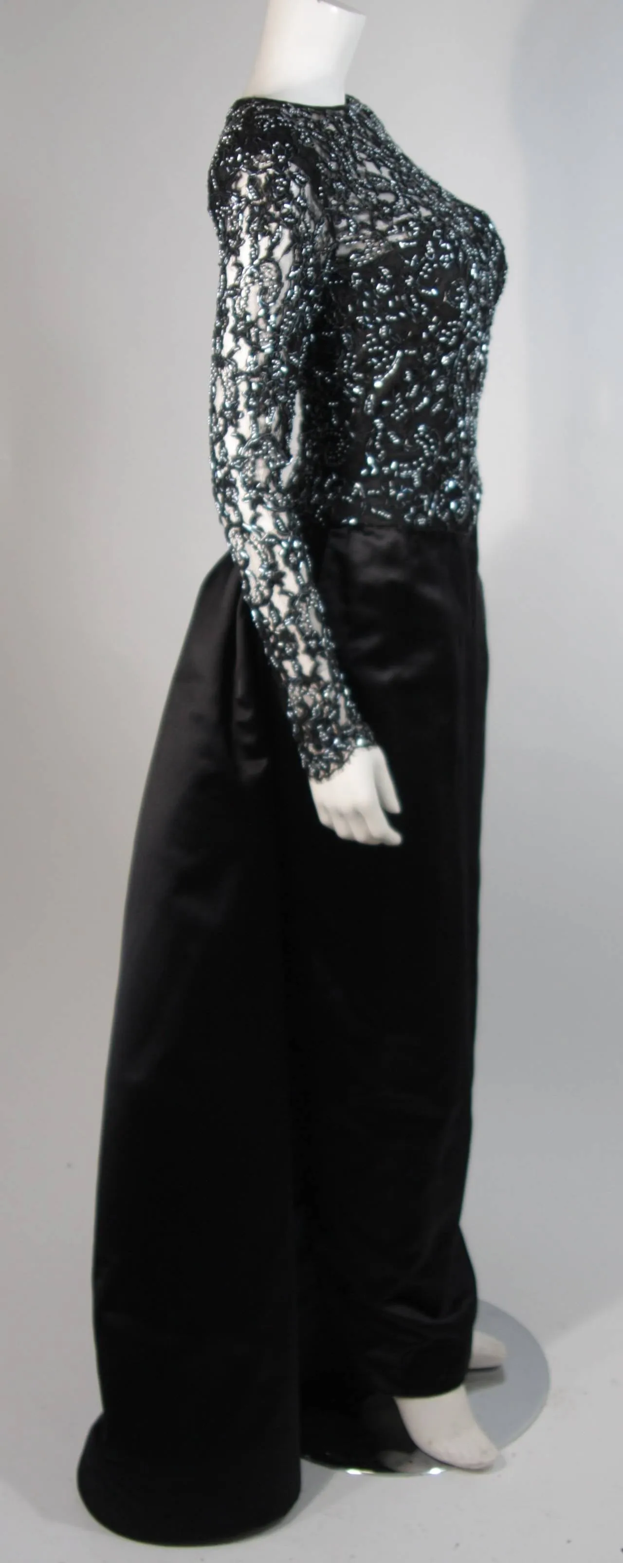 VICKY TIEL Black Embellished Lace Gown With Silk Skirt Size Small