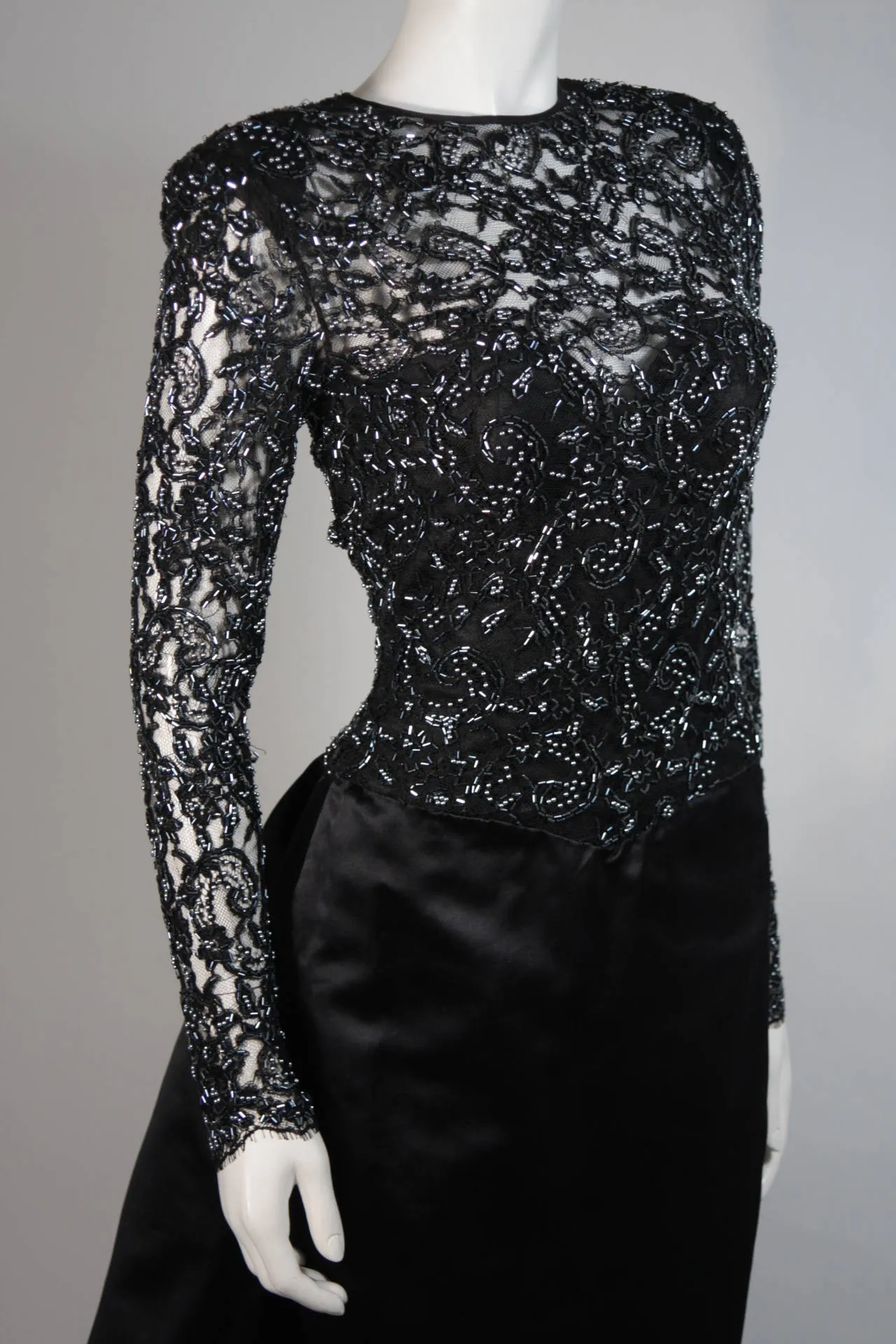 VICKY TIEL Black Embellished Lace Gown With Silk Skirt Size Small