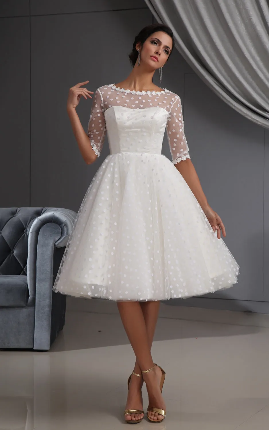 Vintage Half-Sleeve Knee-Length Wedding Dress-GC_705302
