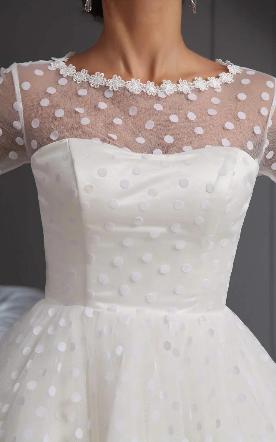 Vintage Half-Sleeve Knee-Length Wedding Dress-GC_705302