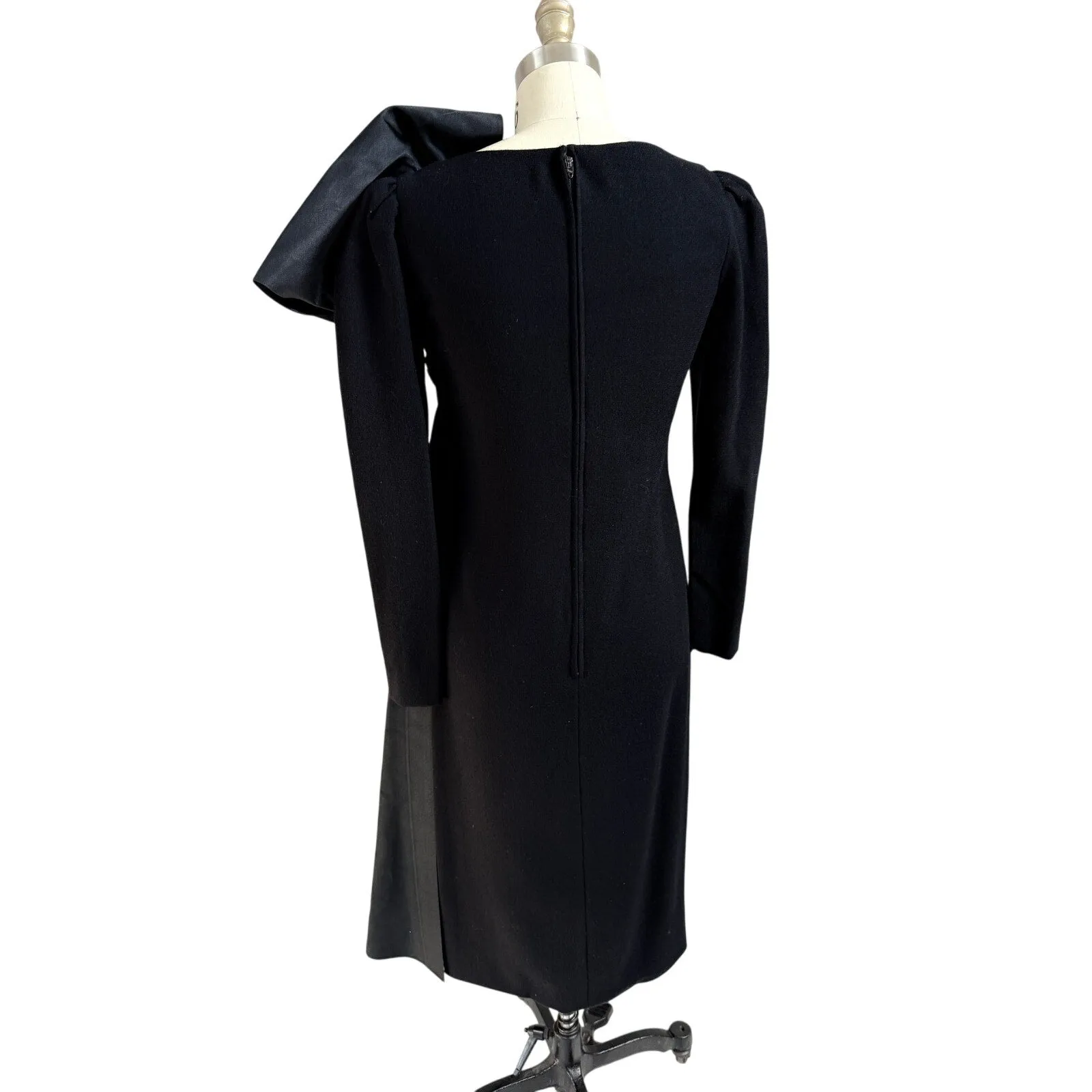 VTG 1960s Mollie Parnis Black Sheath Dress Avant Guard Asymmetrical Bow LBD sz2