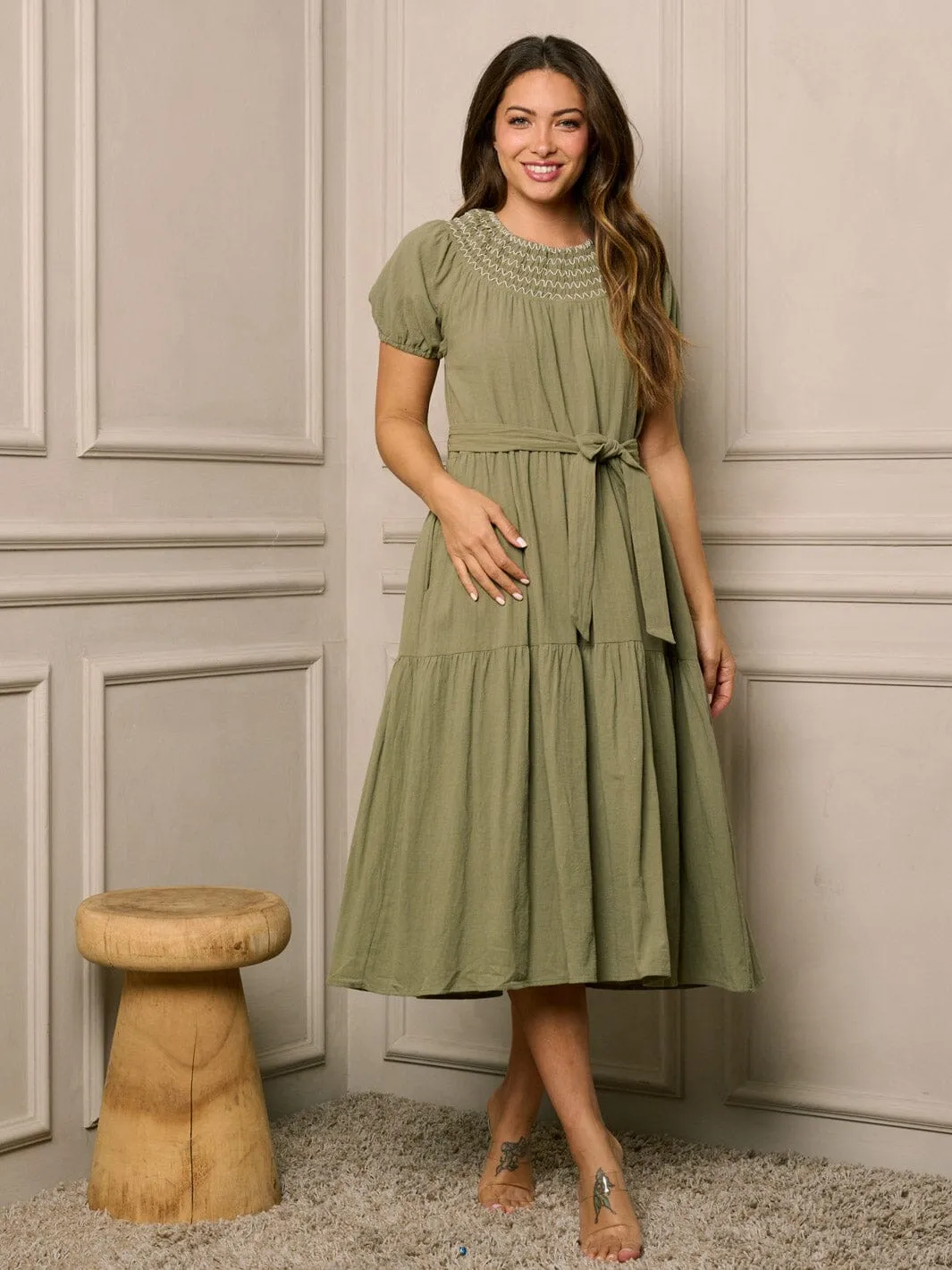 WOMEN'S SHORT PUFF SLEEVE TIERED EMBROIDERY TUNIC MIDI DRESS